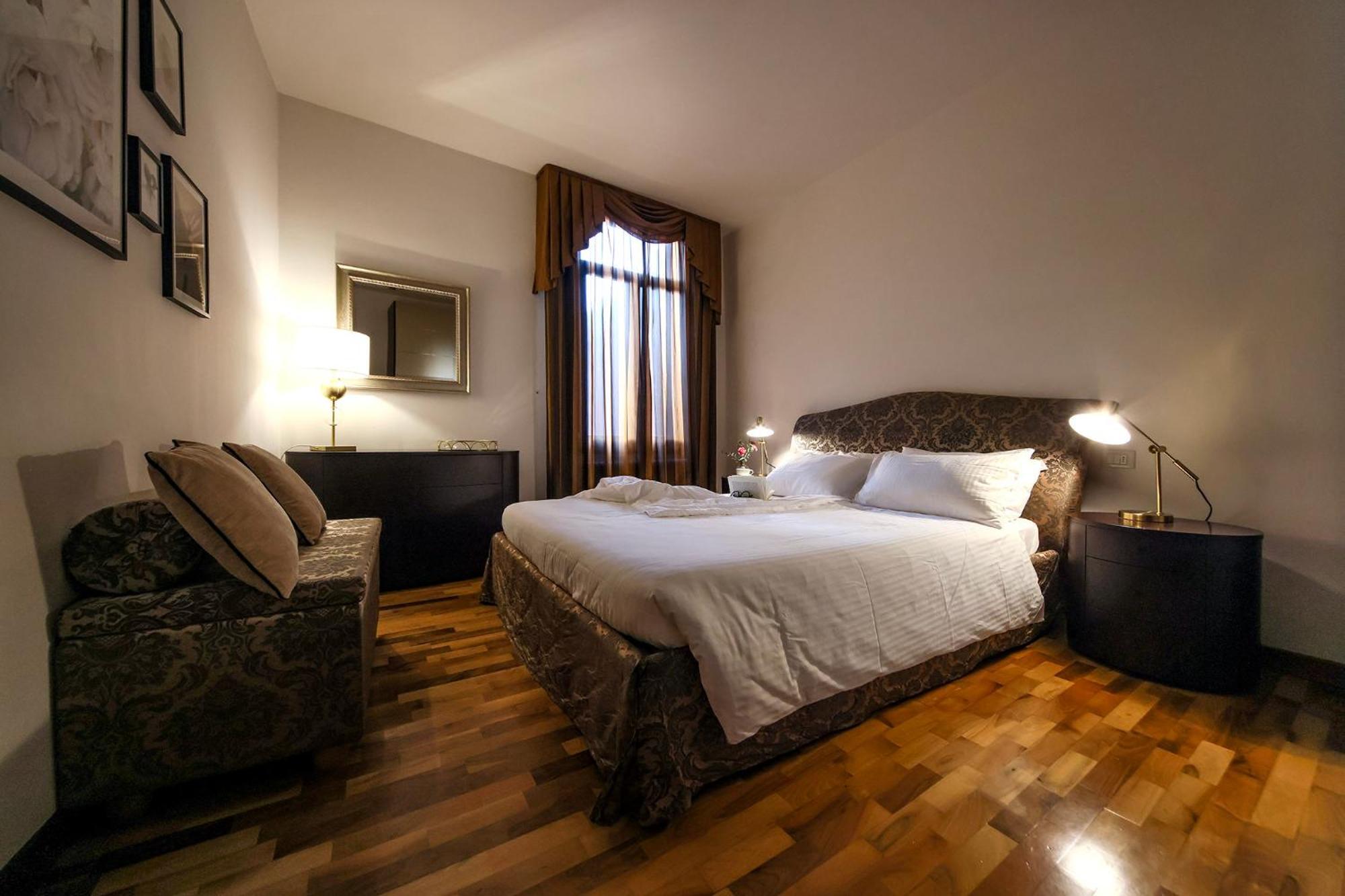 Suite Veronica & Maison Laguna Venice Exterior photo